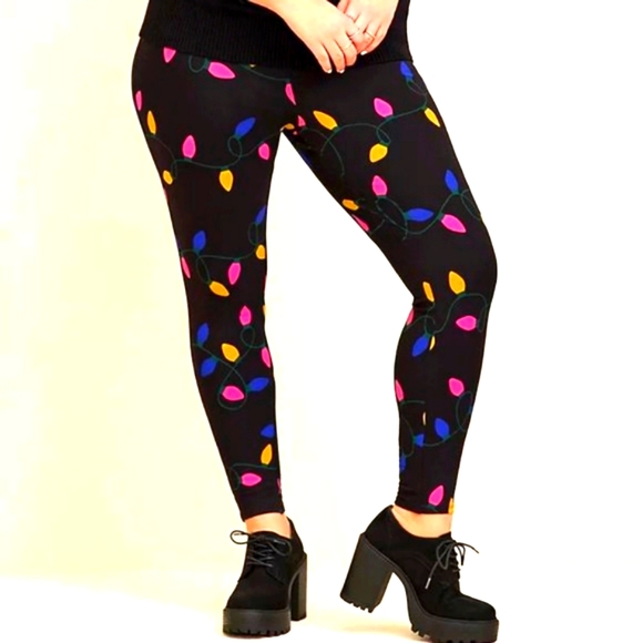 ❤️NWT VINTAGE TORRID LEGGING - CHRISTMAS HOLIDAY LIGHTS FULL LENGTH - PLUS SIZE - Picture 7 of 12